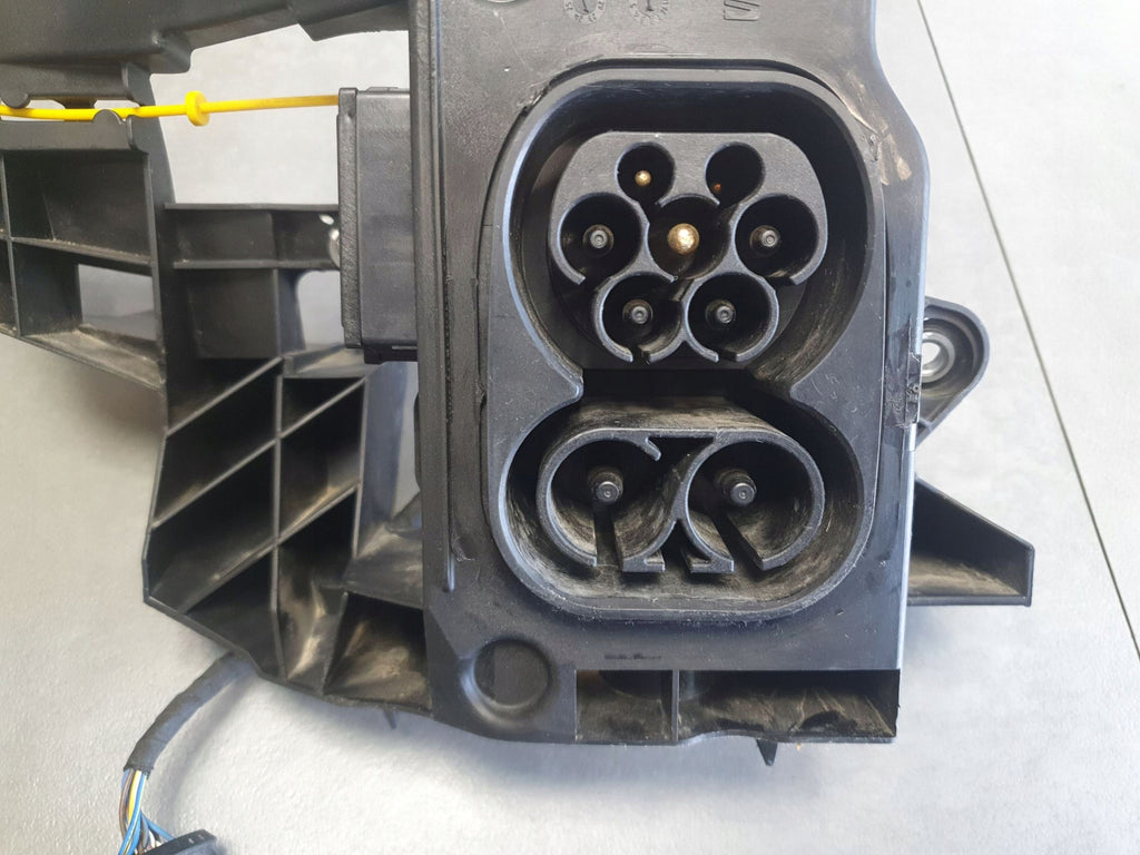 Cupra Formentor Electric Vehicle Charging Socket 1N3915563A