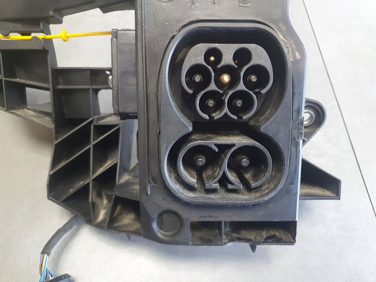 Cupra Formentor Electric Vehicle Charging Socket 1N3915563A