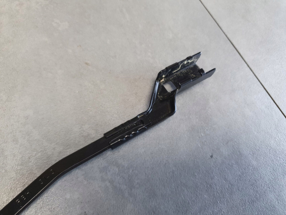 Cupra Leon IV Windshield wiper arm left 5FB955409A