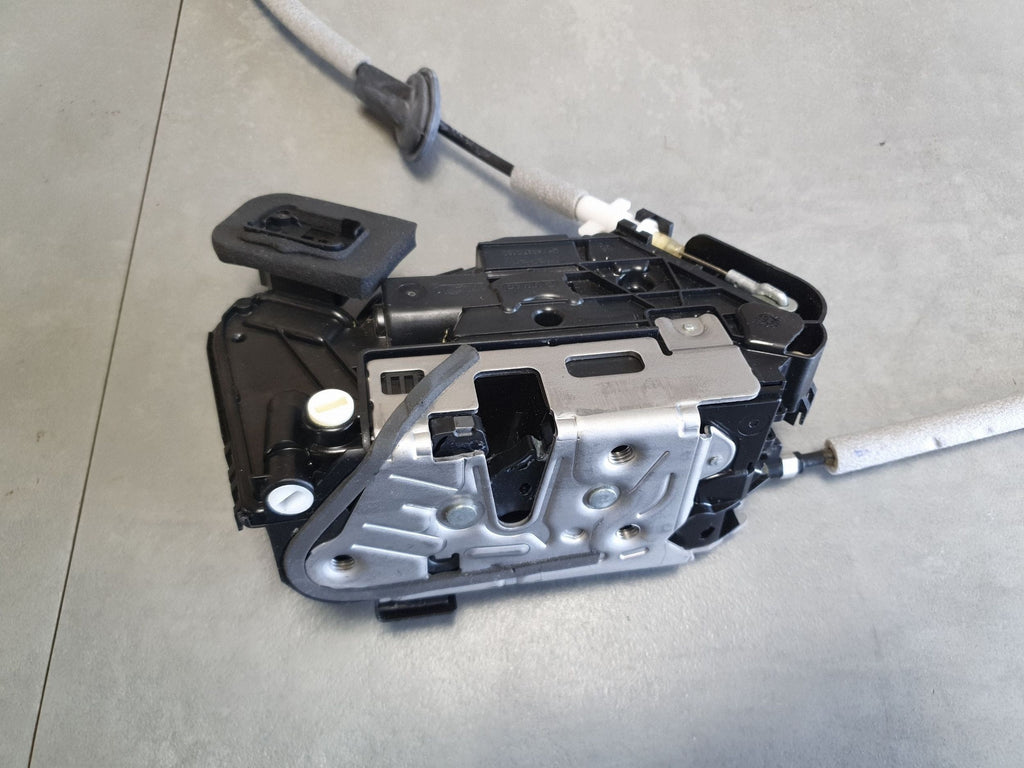 Cupra Leon IV station wagon Door lock left rear 5TA839015Q