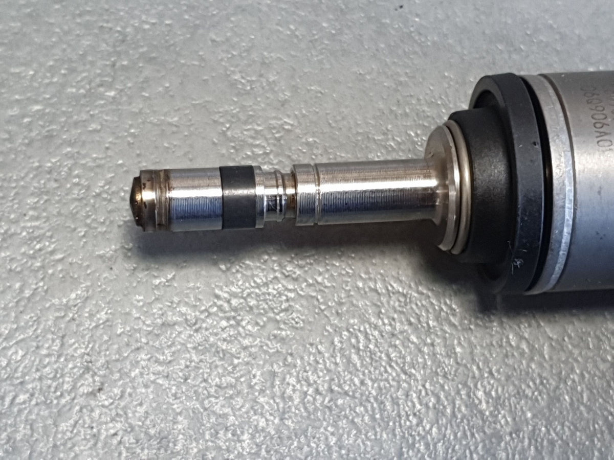 Cupra Leon Injector Fuel Injection 06Q906036A