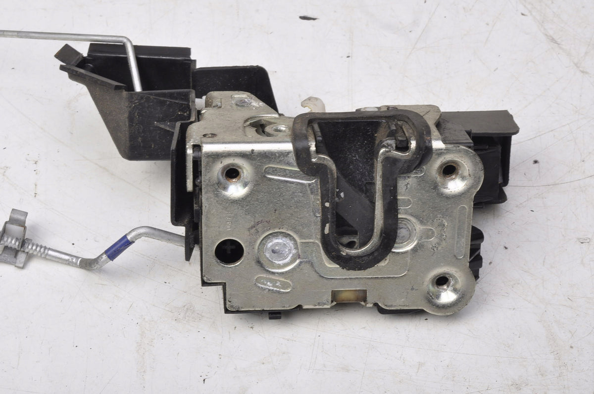 DASH DUSTER DOOR LOCK LEFT FRONT P1