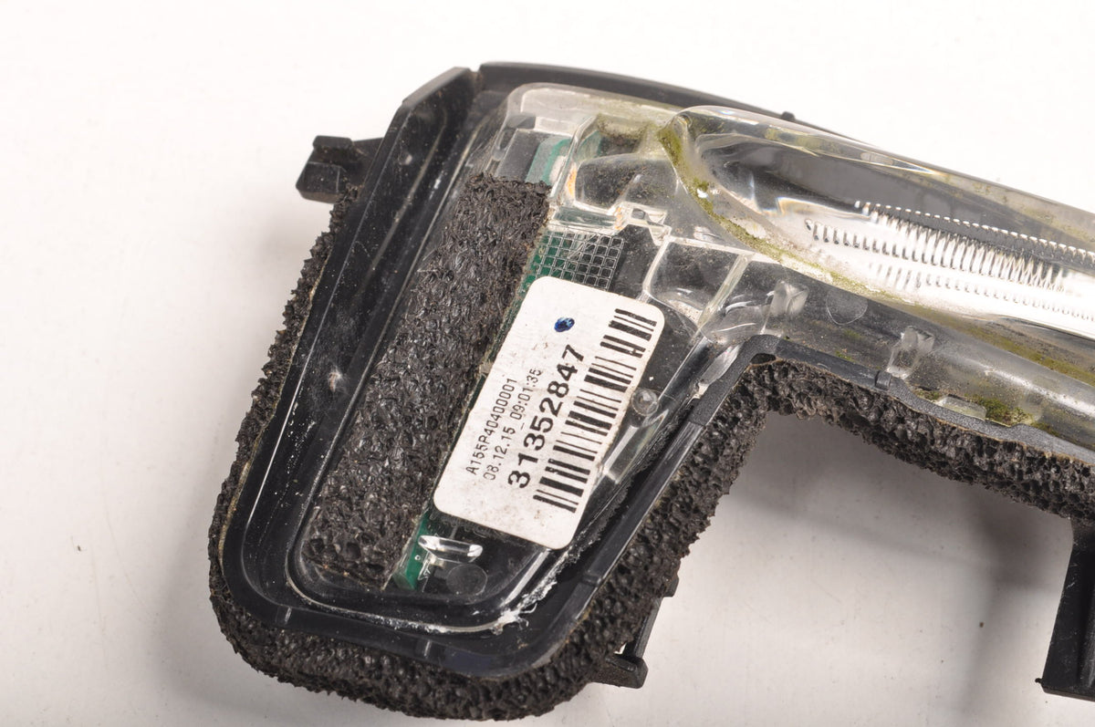 DIRECTION INDICATOR RIGHT VOLVO XC90 II 31385686