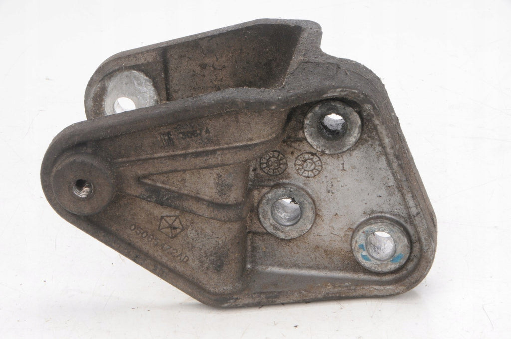 DODGE JOURNEY 2.4 16V 170KM ENGINE PAW BRACKET 05095472AD