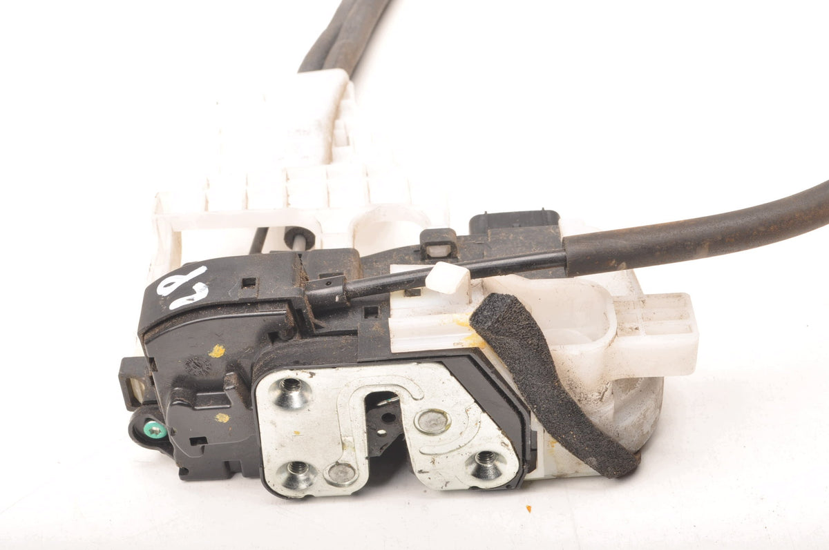 DOOR LOCK LEFT FRONT HYUNDAI IX35 81310-2Y000 6 PIN
