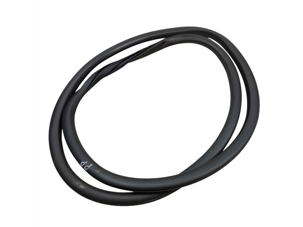 DOOR SEAL RIGHT FRONT PEUGEOT 308 III P5 (2021-2025)