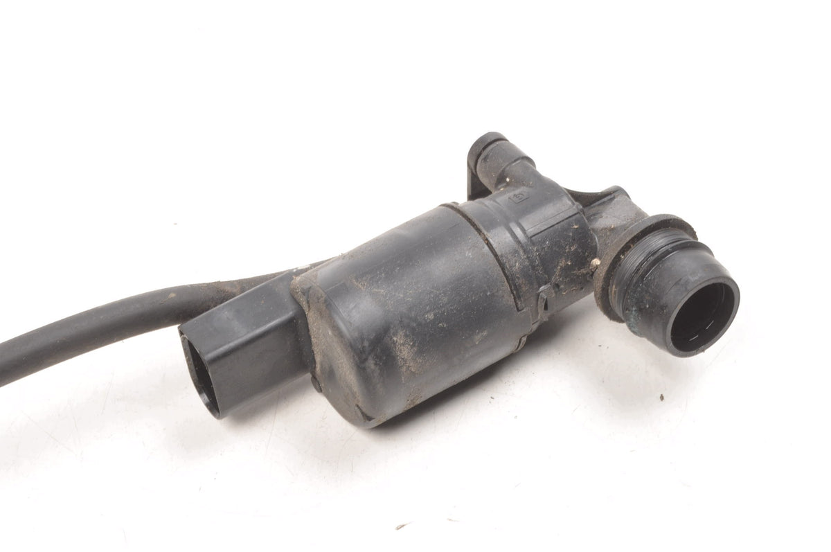 ENGINE WASHER PUMP VOLVO XC60 II P1005855 31457431