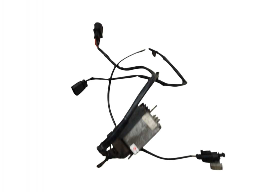 FAN CONTROLLER MODULE AUDI A4 B6 1.6 8V 102KM 8E0959501P