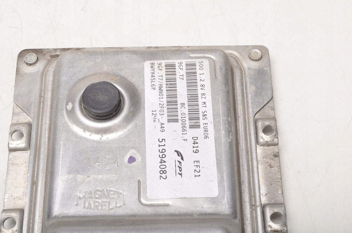 FIAT 500 1.2 8V 69KM ENGINE CONTROLLER 51994082