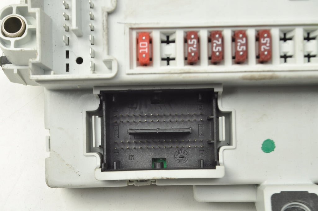 FIAT 500L 1.4 B FUSE BOX 51965996