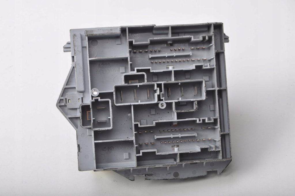 FIAT CROMA 1.9 D FUSE BOX 51804120