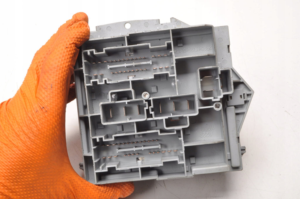 FIAT CROMA II 1.9 D FUSE BOX 51738103