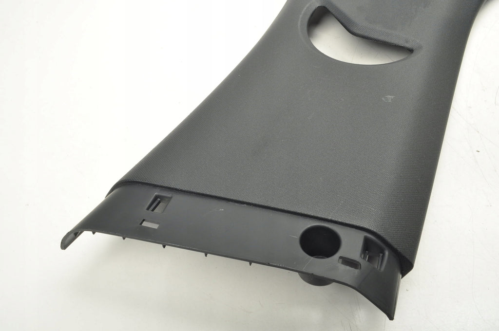 FORD EXPLORER VII POST COVER RIGHT R2KB-R24582-AEW