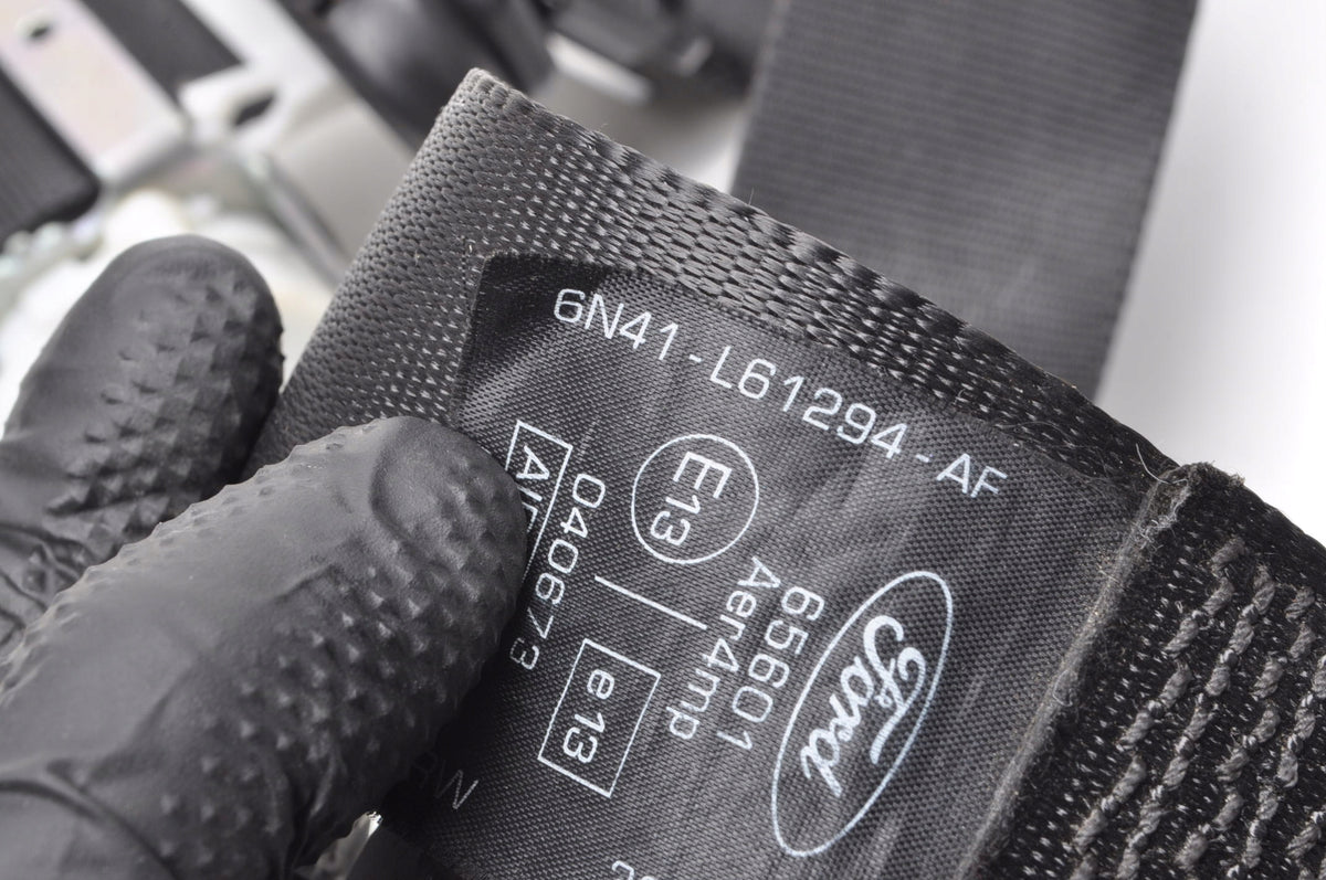 FORD FOCUS MK2 LIFT SEAT BELT RIGHT FRONT 6N41-L61294-AF