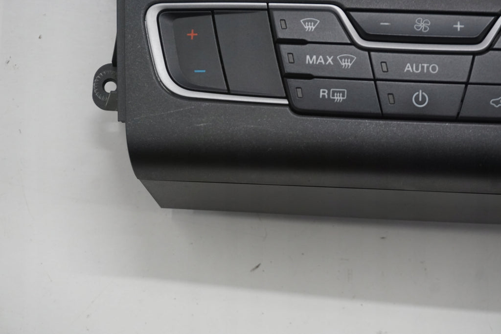 FORD MK5 CONTROL PANEL FOR AIR CONDITIONING RADIO GS7T-18E245-ACB