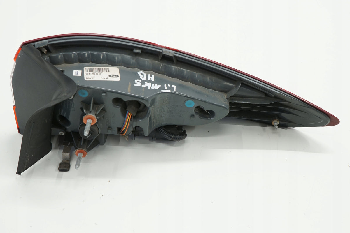FORD MK5 HB 15R LAMP LEFT REAR DS73-13405-FH DAMAGED