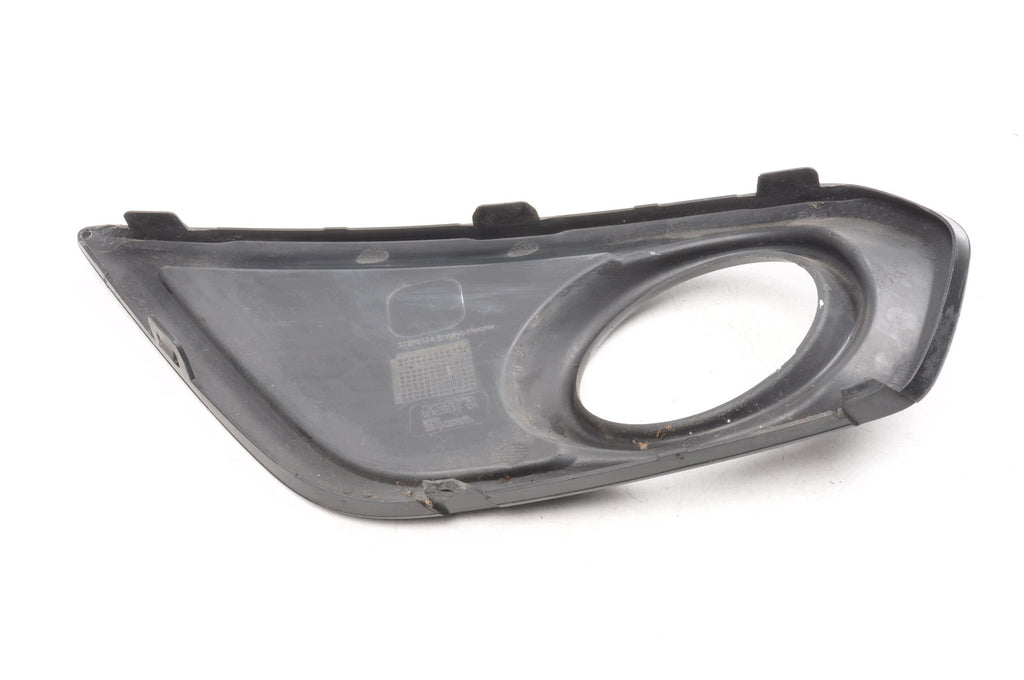 FRAME HALOGEN GRILLE LEFT LIFT VOLVO C30 31298174 R-DESIGN