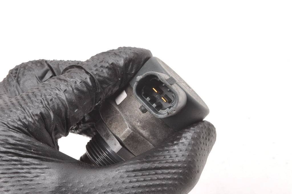 FUEL PRESSURE SENSOR KIA SORENTO II 2.2 CRDI 0281006037