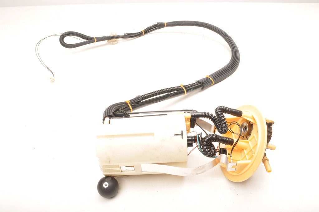 FUEL PUMP VOLVO S60 AND V70 II S80 XC90 2.0 T 20V 8629780