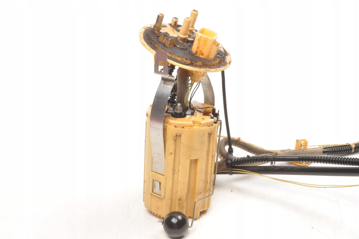 FUEL PUMP VOLVO S60 AND V70 II XC70 XC90 2.4 D5 30792518