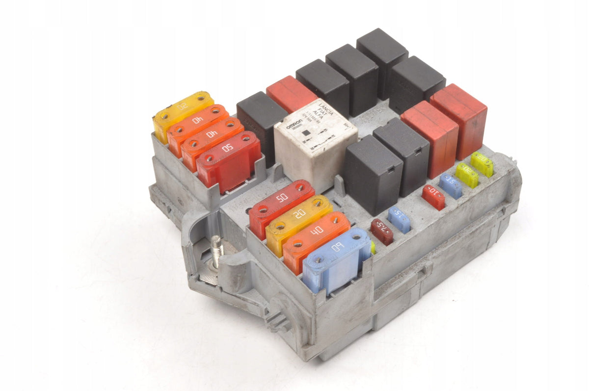 FUSE BOX FIAT CROMA II 51804120