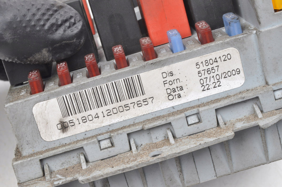 FUSE BOX FIAT CROMA II 51804120