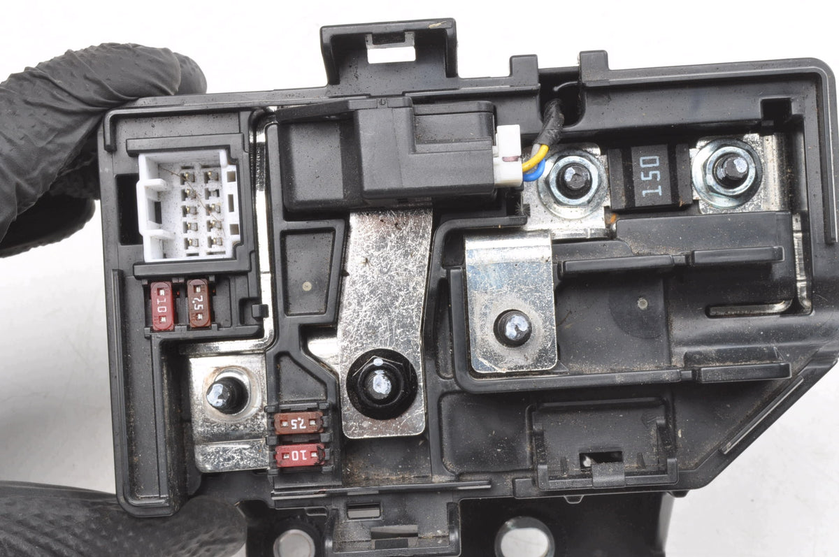 FUSE BOX KIA NIRO HYUNDAI IONIQ 1.6 GDI 375S3-G2100