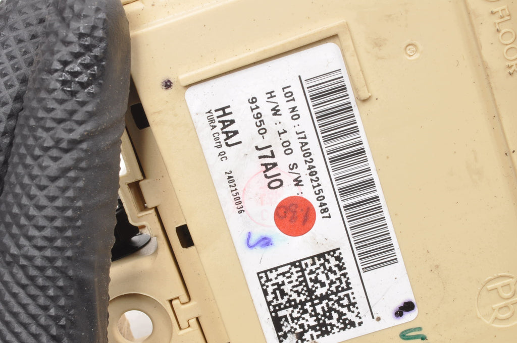 FUSE BOX KIA PRO CEED III 1.5 GTI 91950-J7AJ0