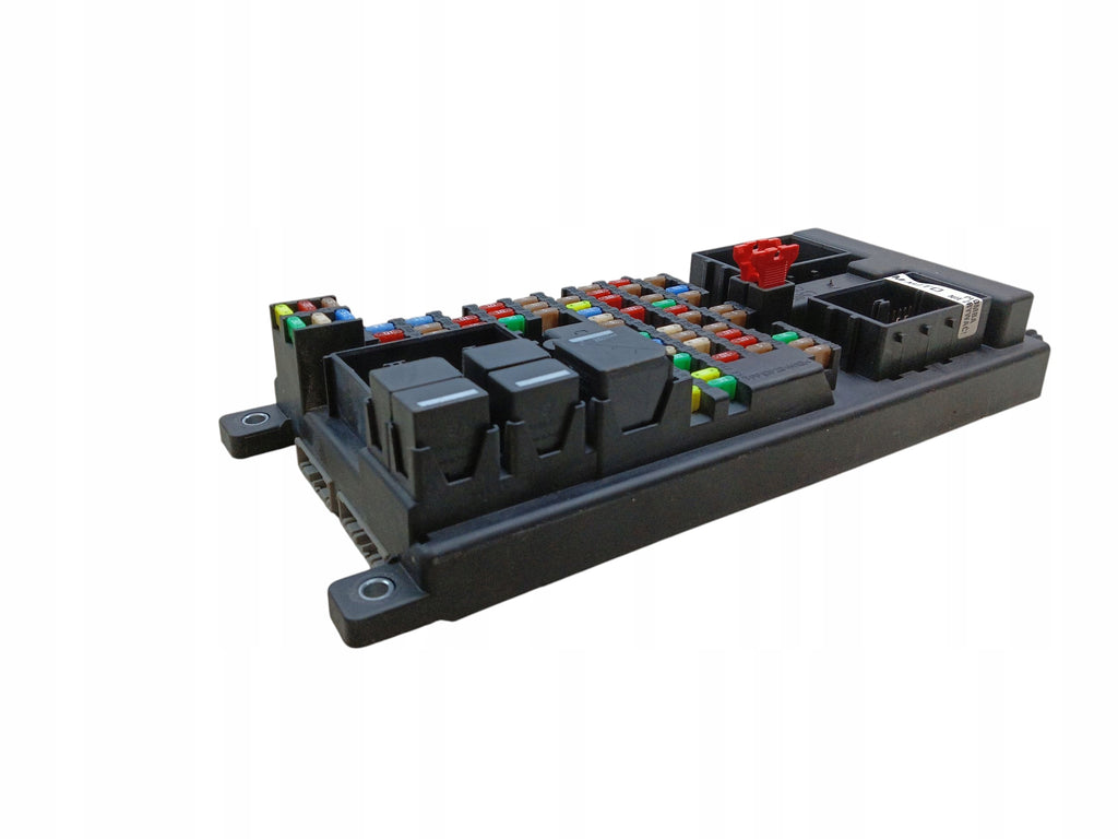 FUSE BOX MODULE BSI LAND ROVER DISCOVERY IV L319 SPORT L320