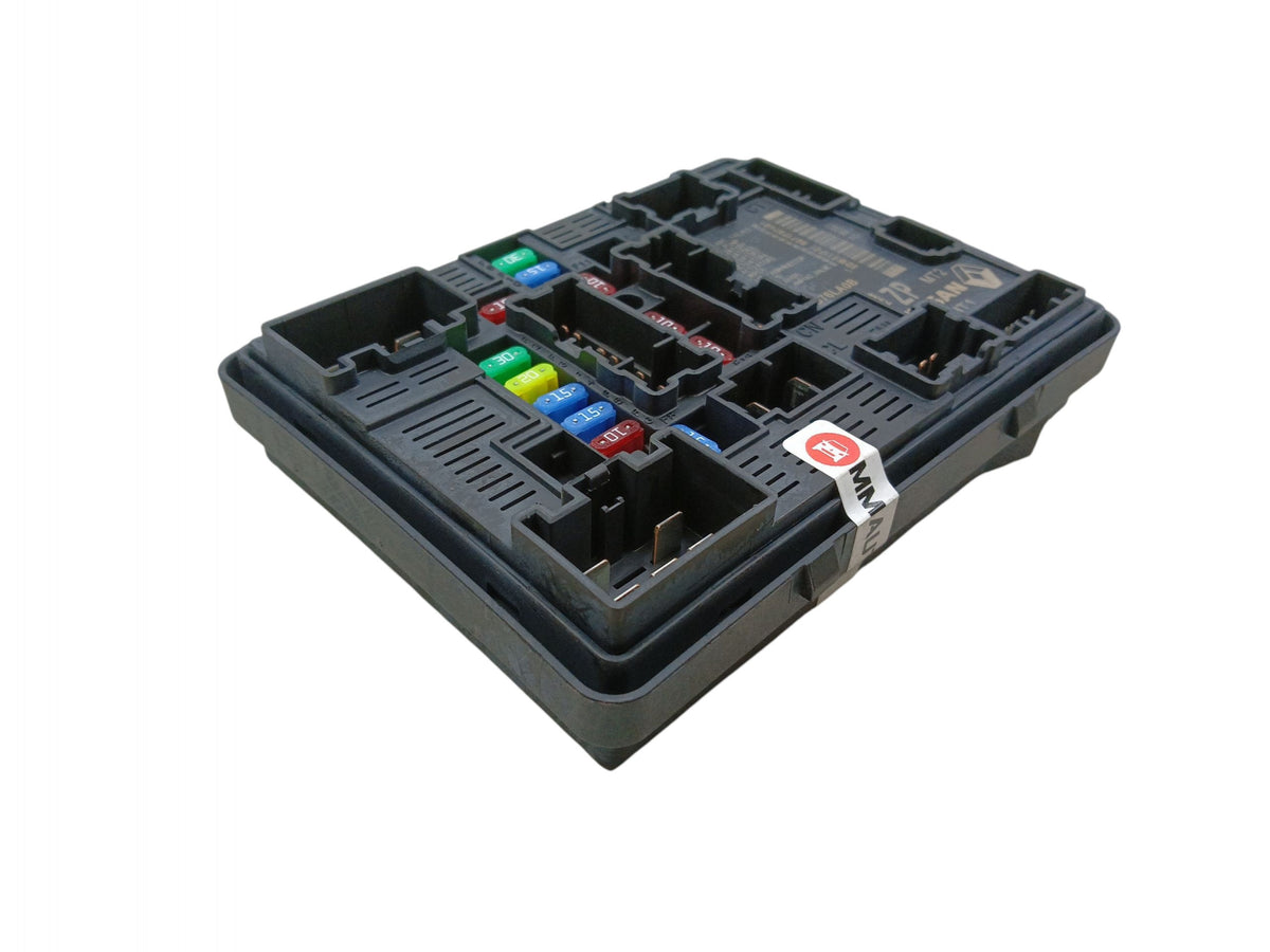 FUSE BOX MODULE USM NISSAN JUKE II F16 284B7-6LA0B