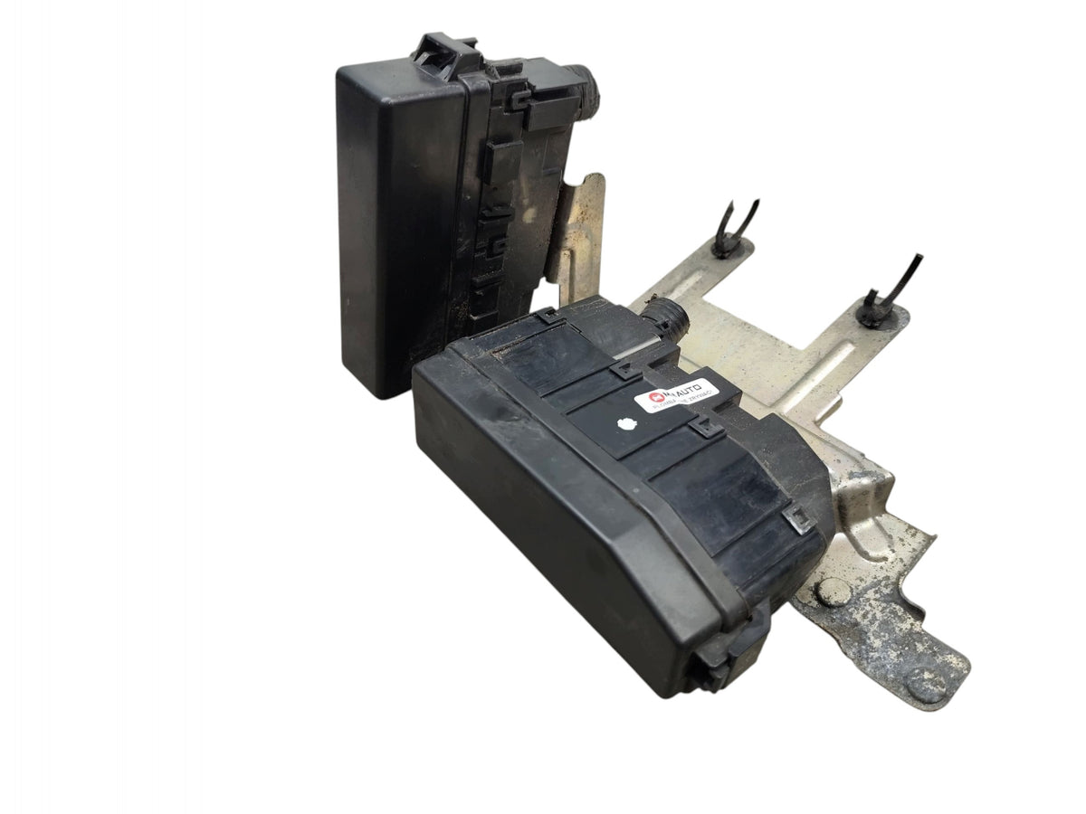 FUSE BOX NISSAN X-TRAIL T32 1.6 DCI