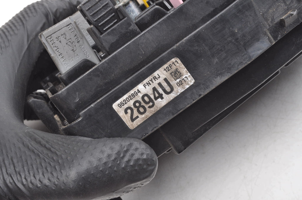 FUSE BOX OPEL ANTARA 2.2 CDTi 163HP 95202894