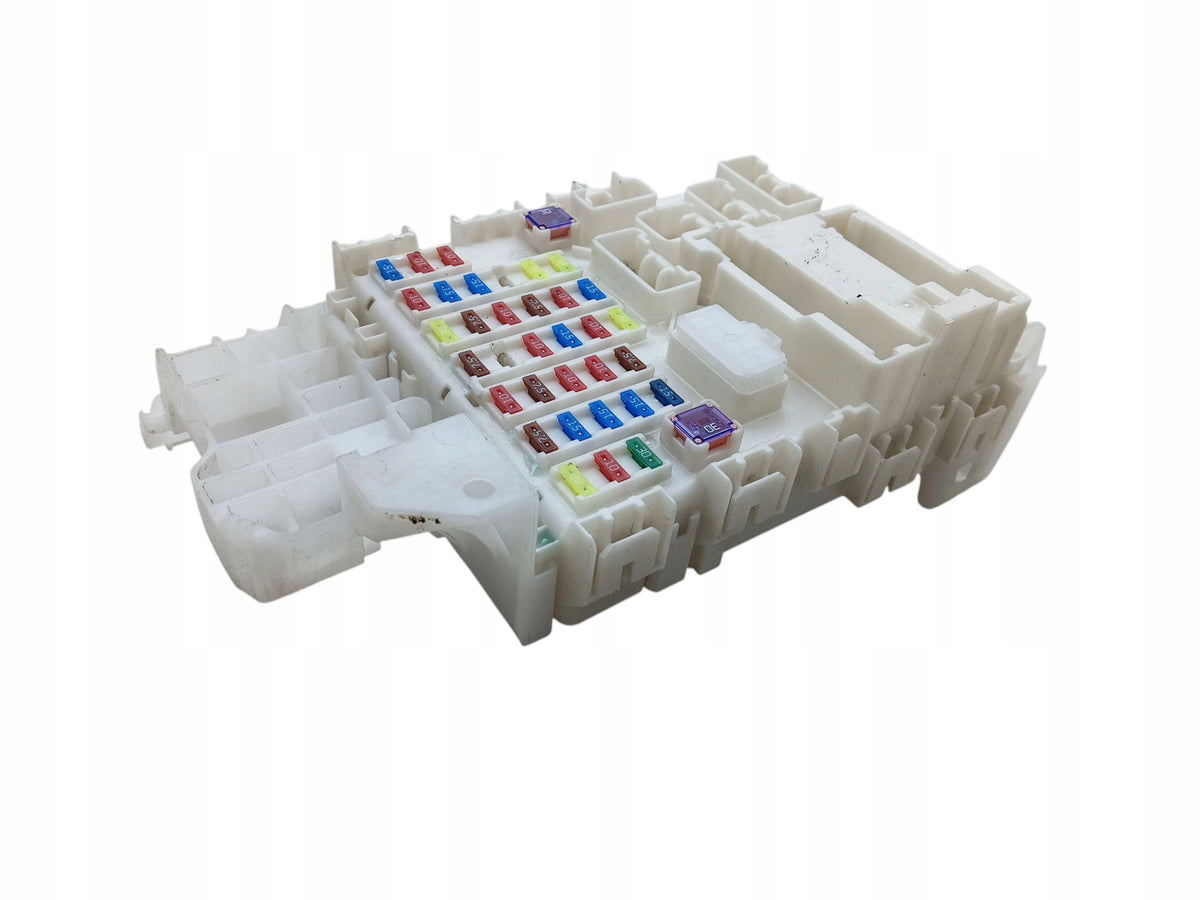 FUSE BOX SUZUKI SX4 S-CROSS AA10-2667