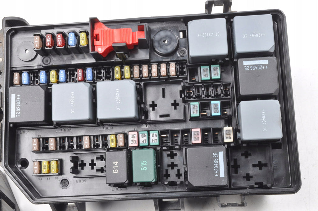 FUSE BOX VOLVO XC40 II 31473880