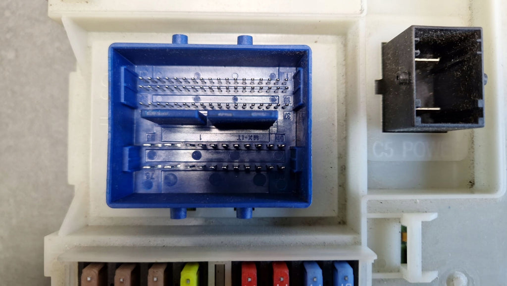 Ford Mondeo MK4 IV Fuse box MODULE BSI 3659AF01125TP