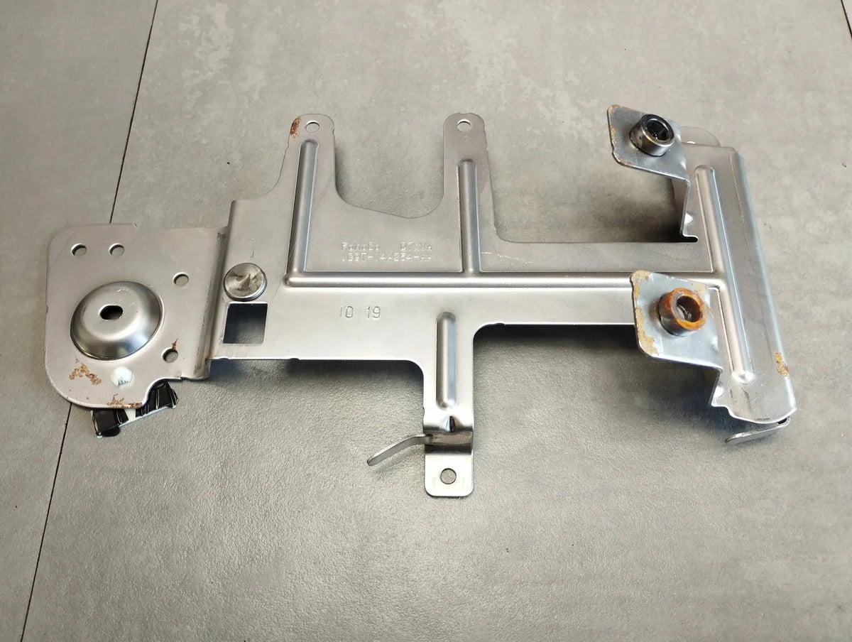 Ford Mondeo MK5 MOUNT HOLDER JG9T14A254AA