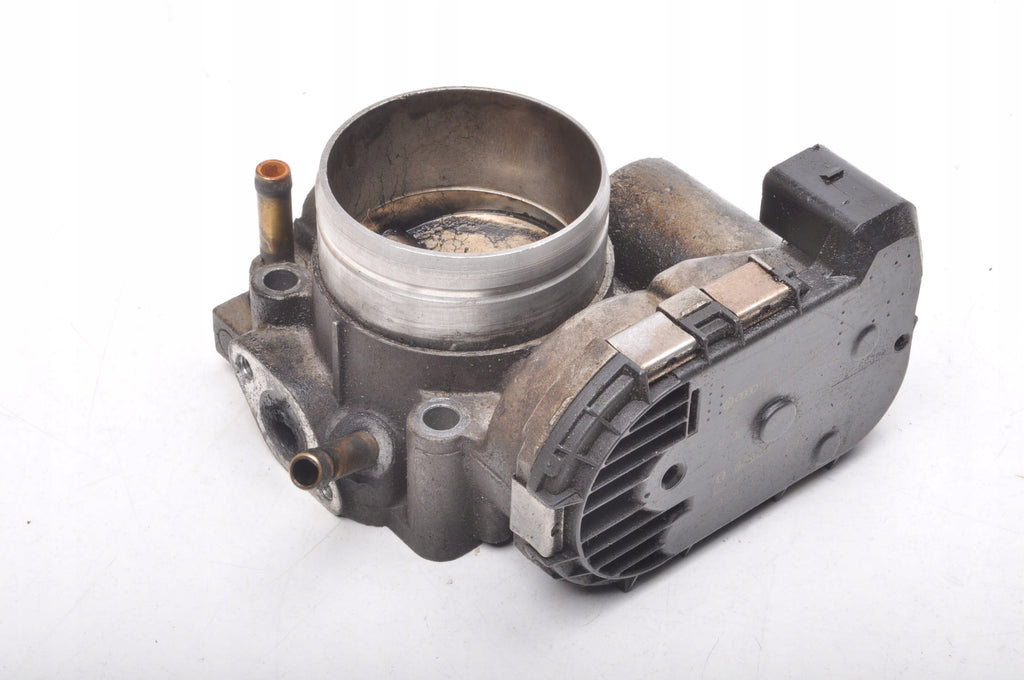 GOLF IV LEON I A3 8L 1.8 20V THROTTLE 06A133062F
