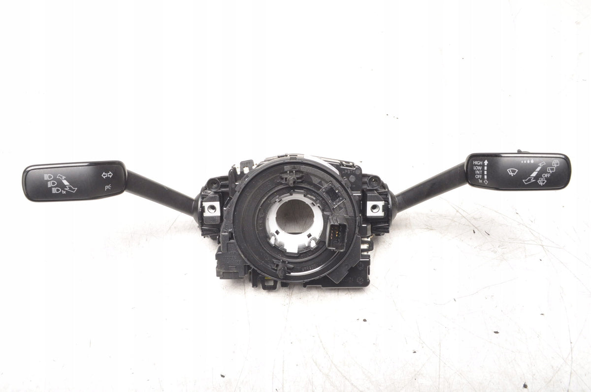 GOLF VII COMBINED SWITCH 5Q1953507 5Q1953549