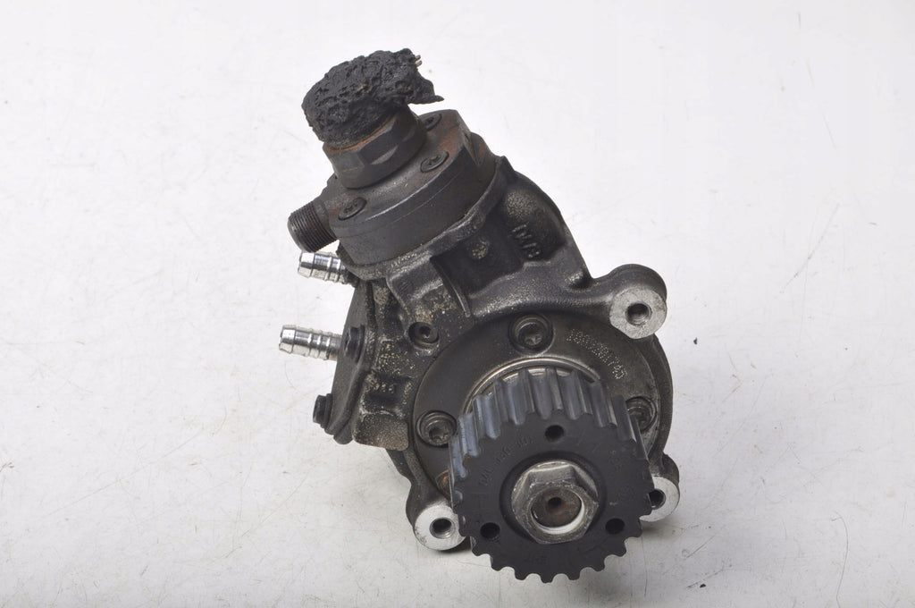 GOLF VIII 2.0 TDI INJECTION PUMP 05L130755