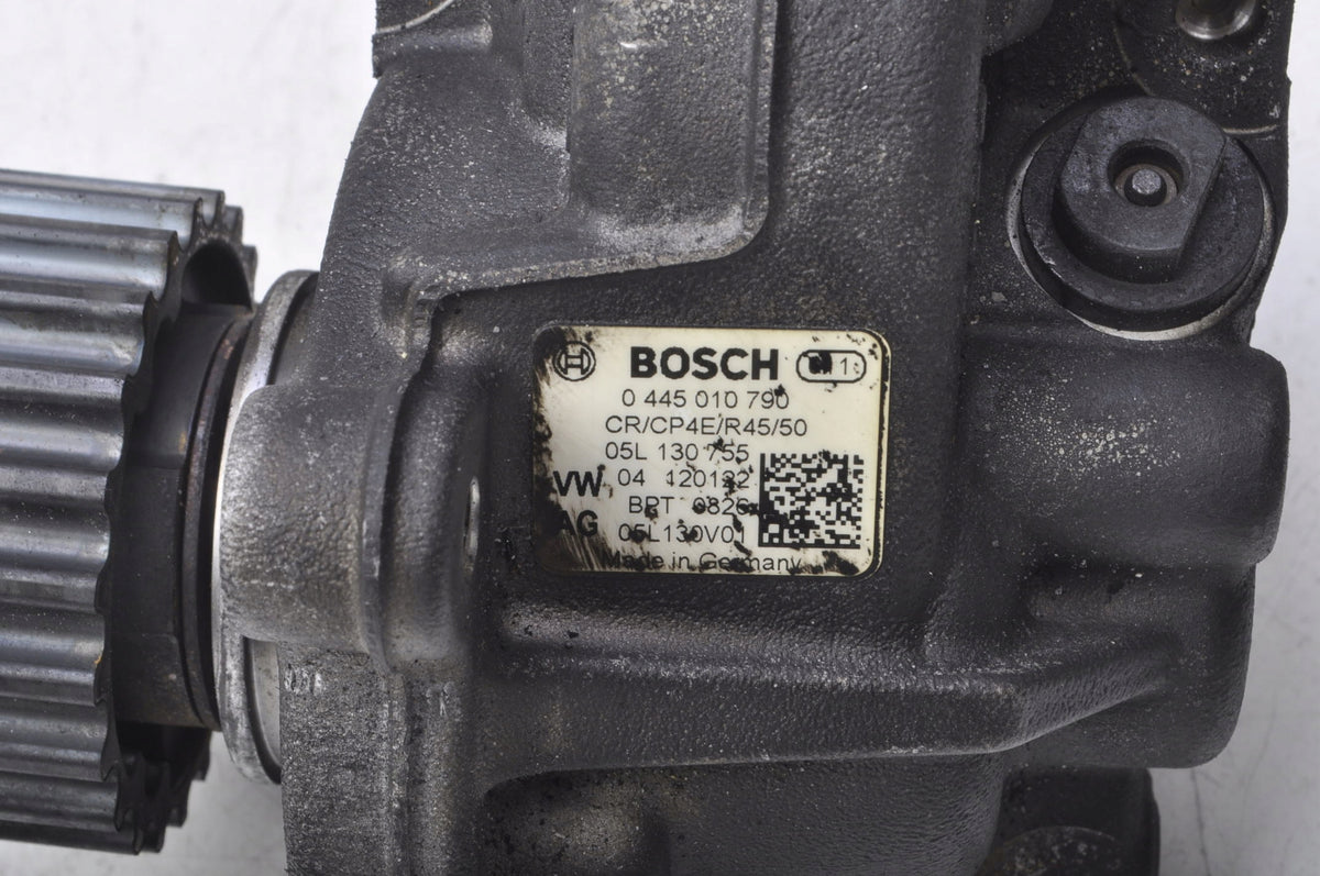GOLF VIII 2.0 TDI INJECTION PUMP 05L130755