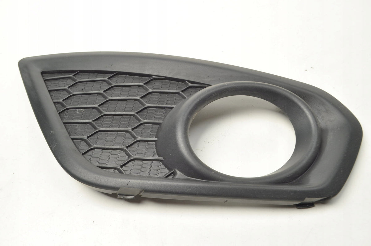 HALOGEN BUMPER GRILLE RIGHT VOLVO C30 LIFT RDESIGN 31298172