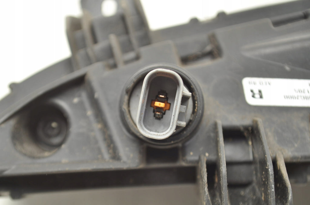 HALOGEN RIGHT LED LAMP RIGHT HYUNDAI IONIQ 92208G2000