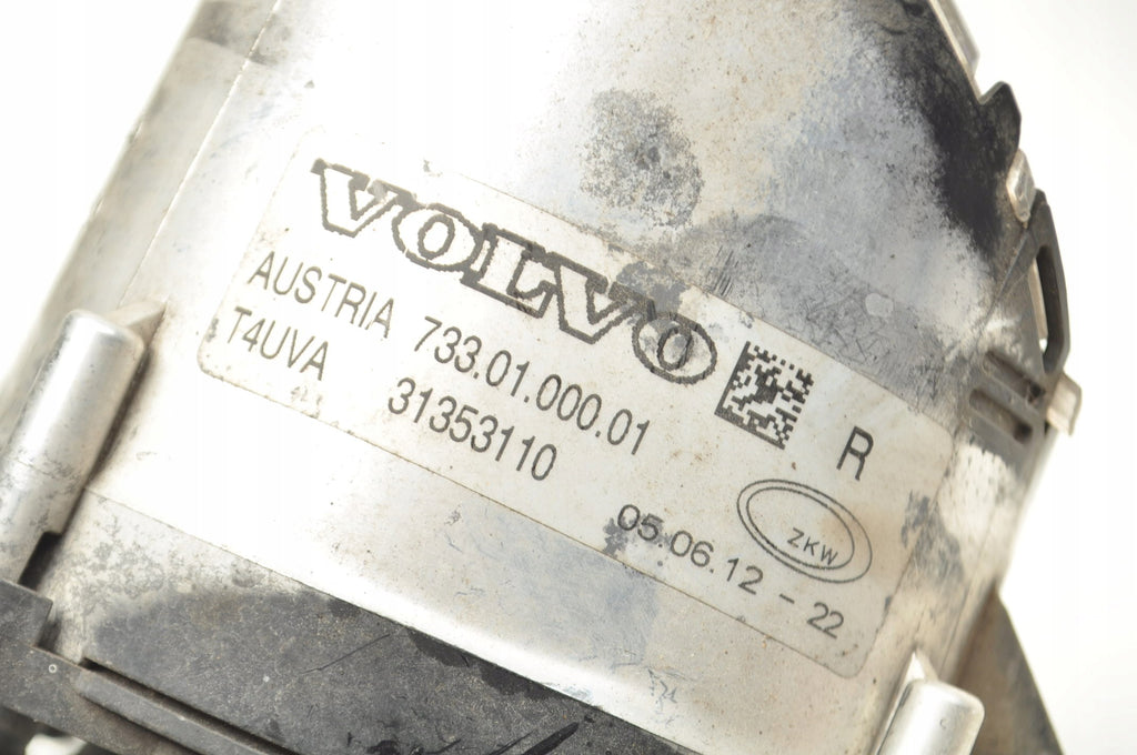 HALOGEN RIGHT VOLVO C70 II 31353110 LIFT