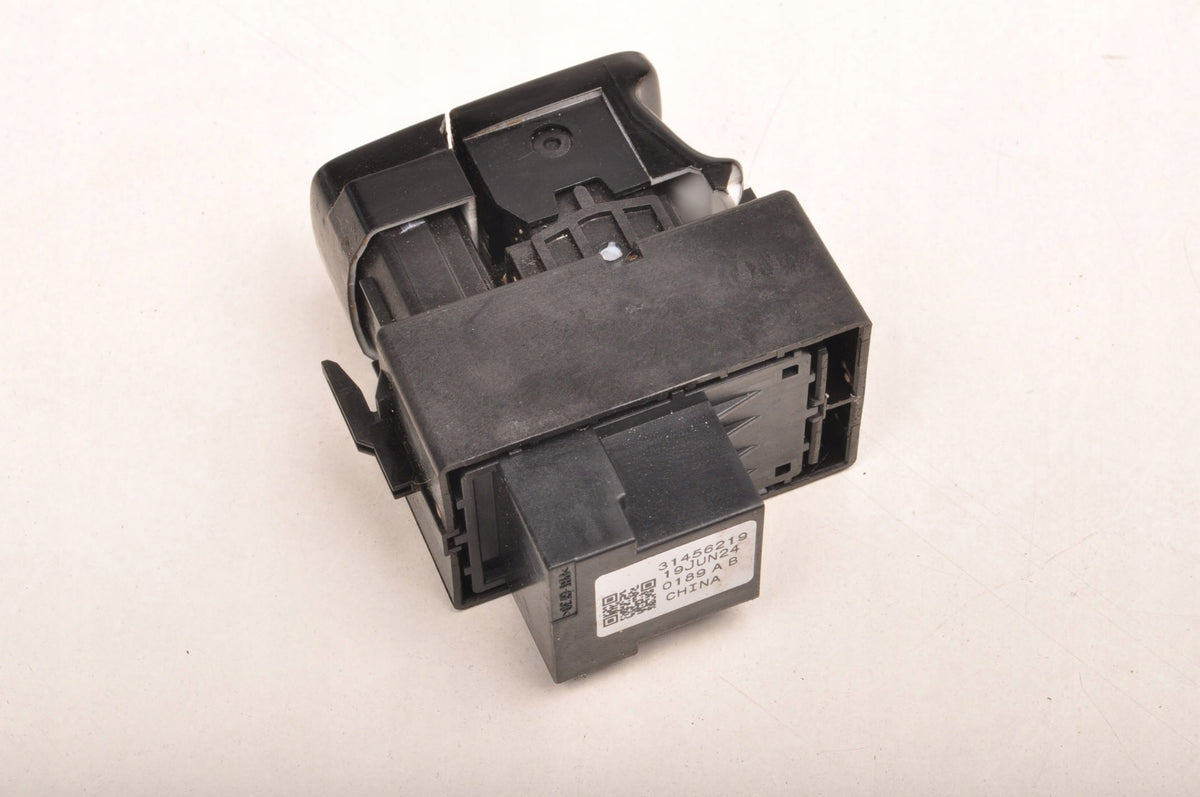 HANDBRAKE BUTTON VOLVO XC40 II 31456219