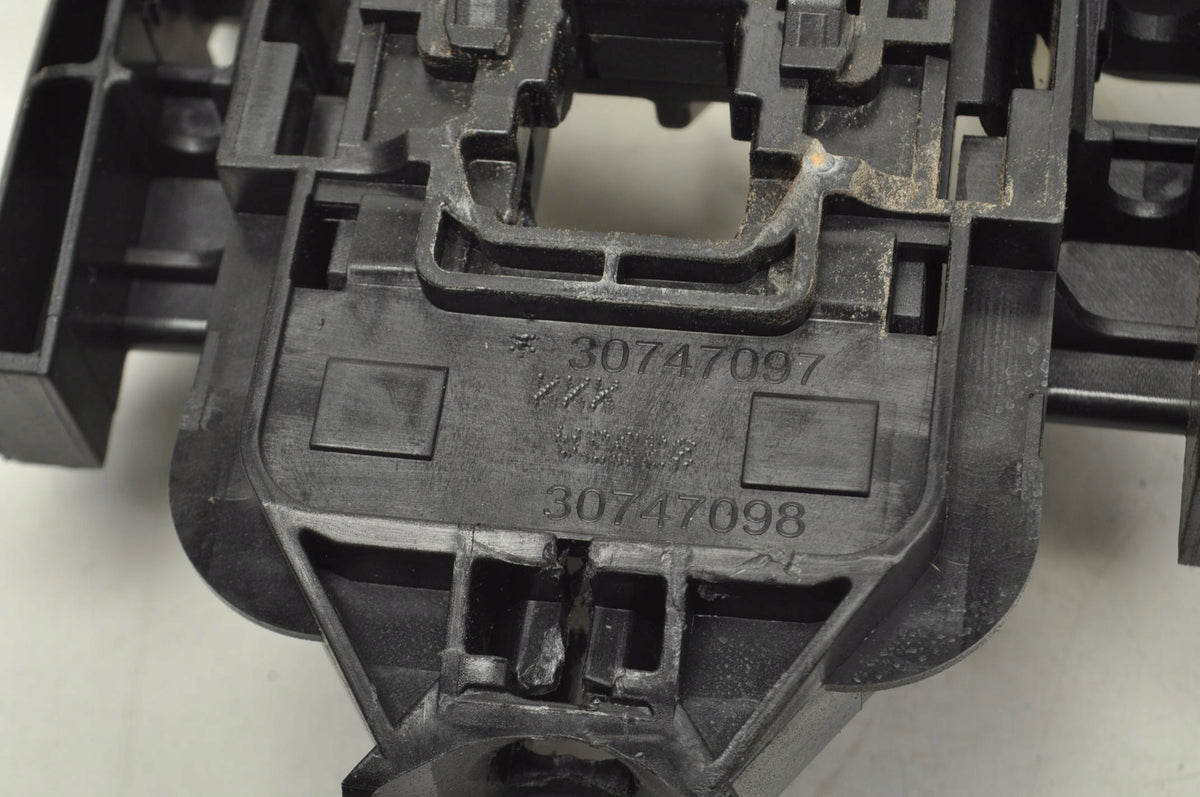 HANDLE HOLDER RIGHT REAR VOLVO S60 III V60 II 30747097