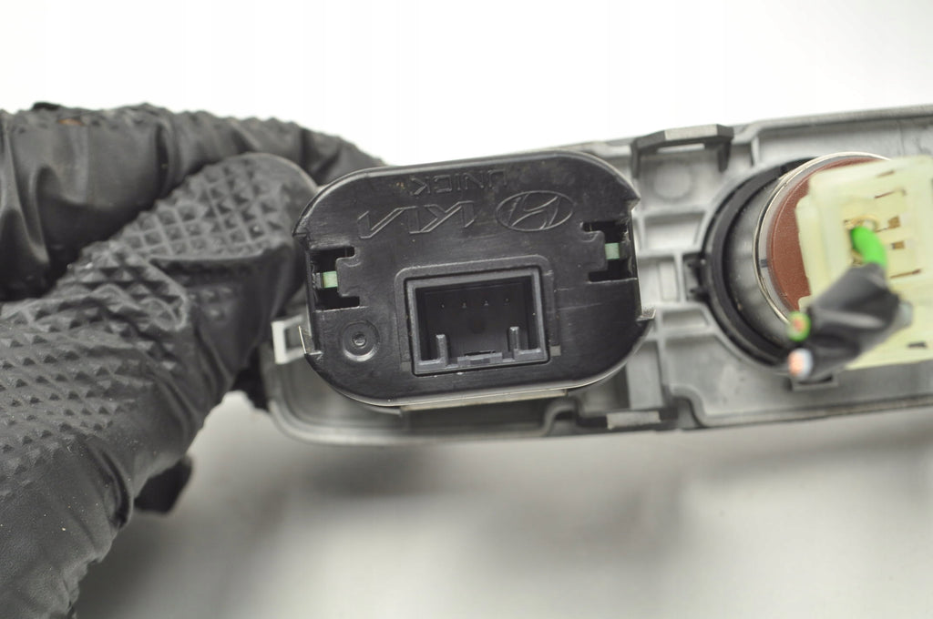 HYUNDAI I10 III PANEL USB INPUT 96125-DY400