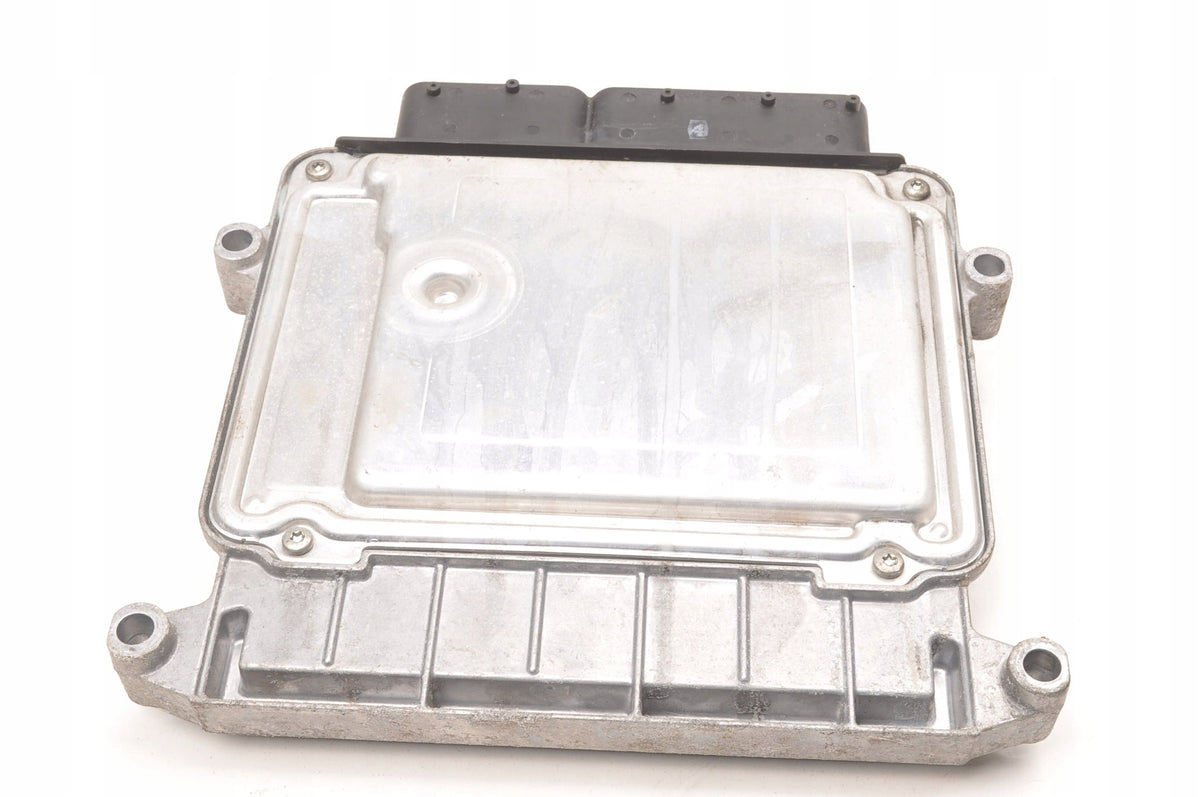 HYUNDAI I20 1.4 16V 101KM COMPUTER ENGINE DRIVER 39115-2B282