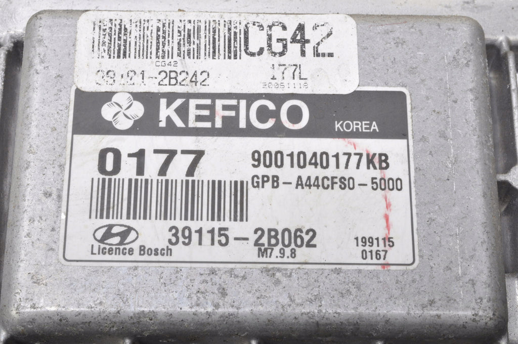 HYUNDAI I20 1.4 16V ENGINE CONTROLLER 39115-2B062