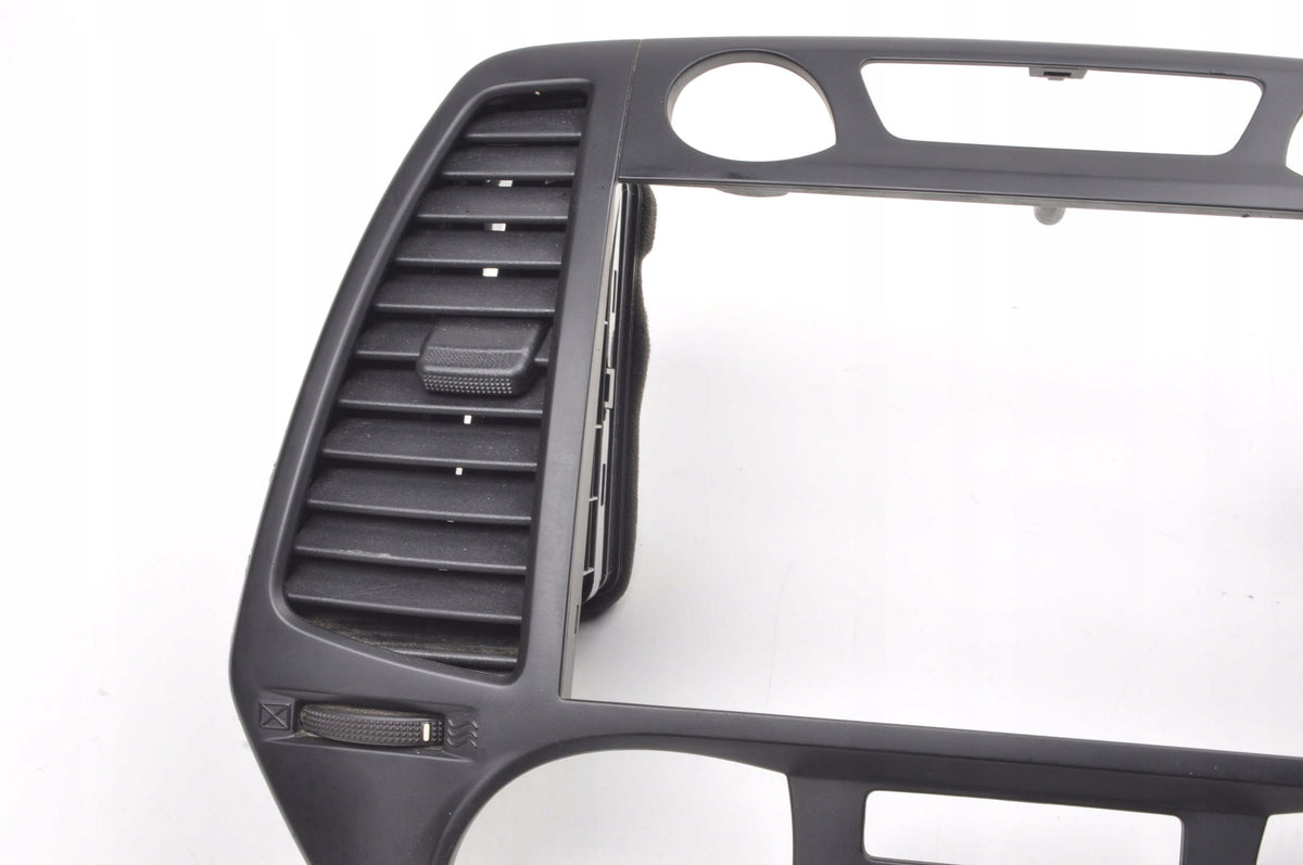 HYUNDAI I20 CENTER GRILLE PANEL RADIO CONSOLE FRAME