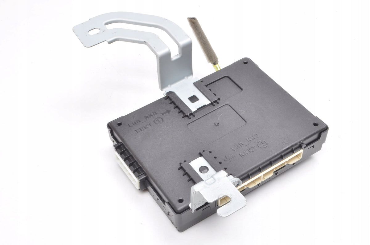 HYUNDAI I20 II COMPUTER MODULE DRIVER BCM 95400-C8820